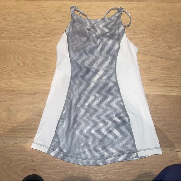 Lululemon Virtuous Tank Blazer Fossil / White 8 - Picture 7 of 15